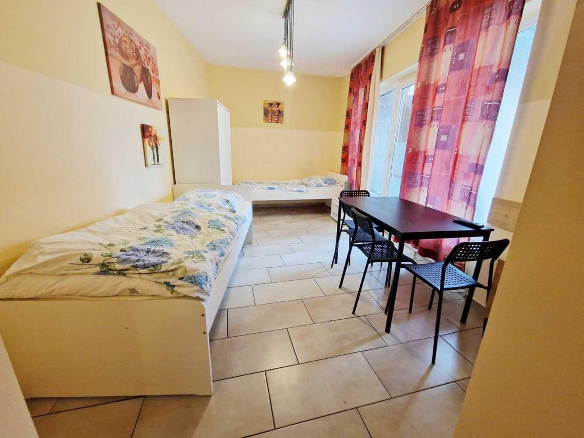 Cozy Apartments In Muelheim ケルン エクステリア 写真